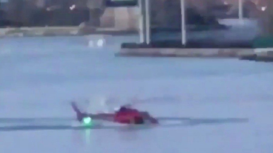 helicopter crash New York City East River