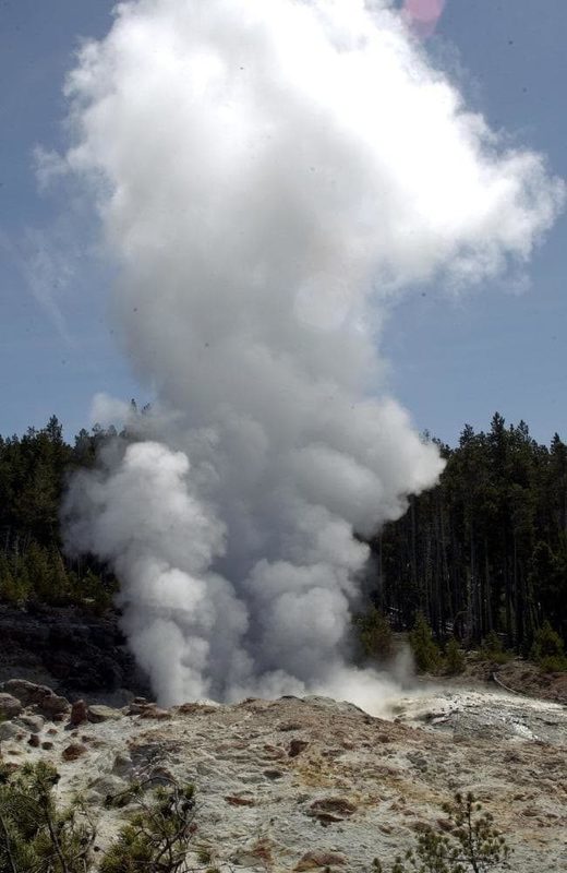 The Steamboat Geyser in action in 2003.