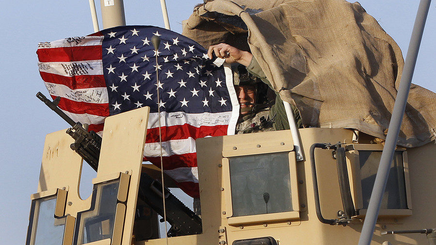 Click to enlarge Iraq US soldier American flag
