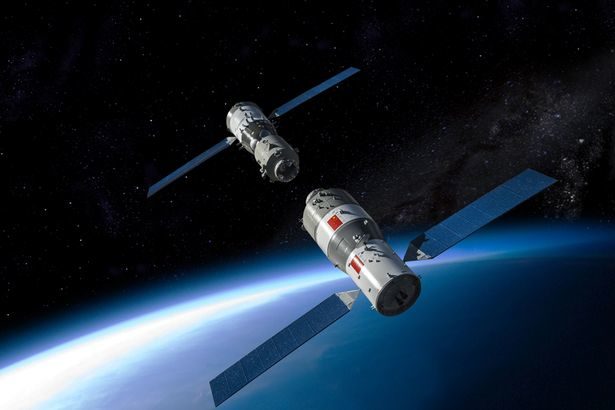 Click to enlarge People's Republic of China (PRC) manned spacecraft (Shenzhou)