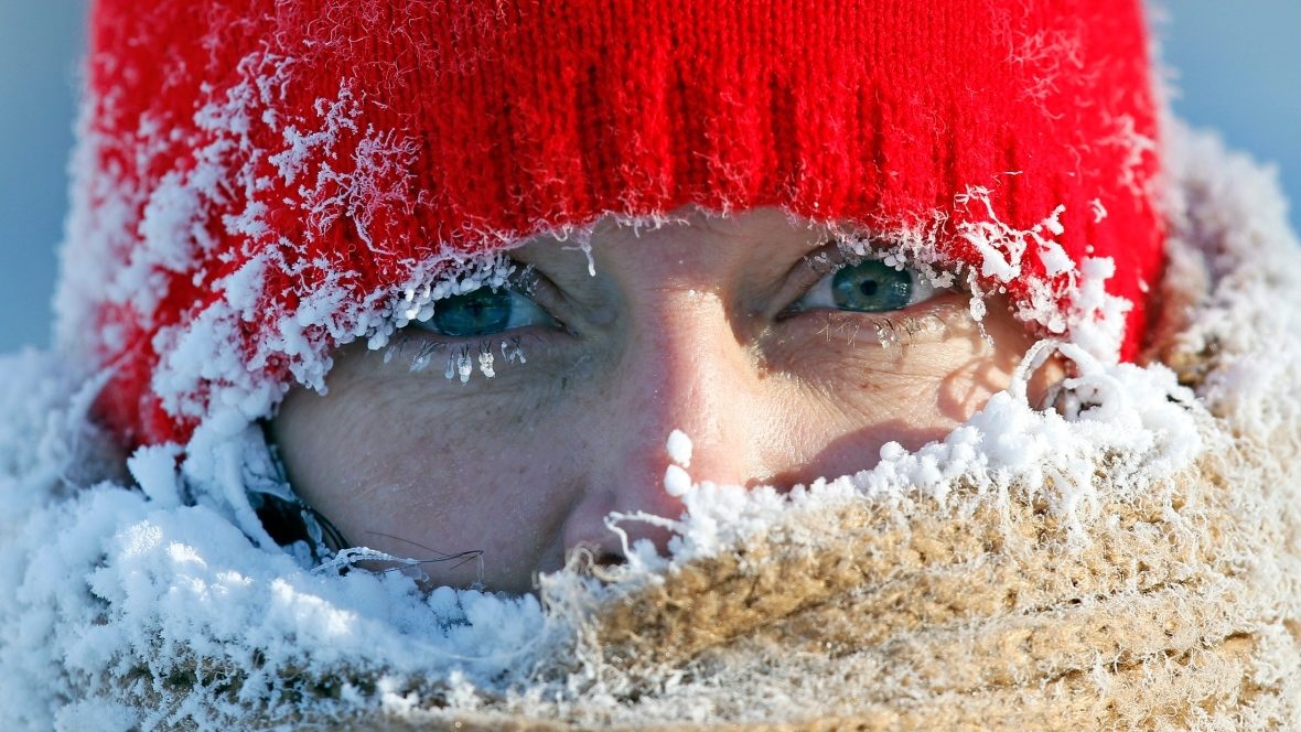 Click to enlarge Icy lashes