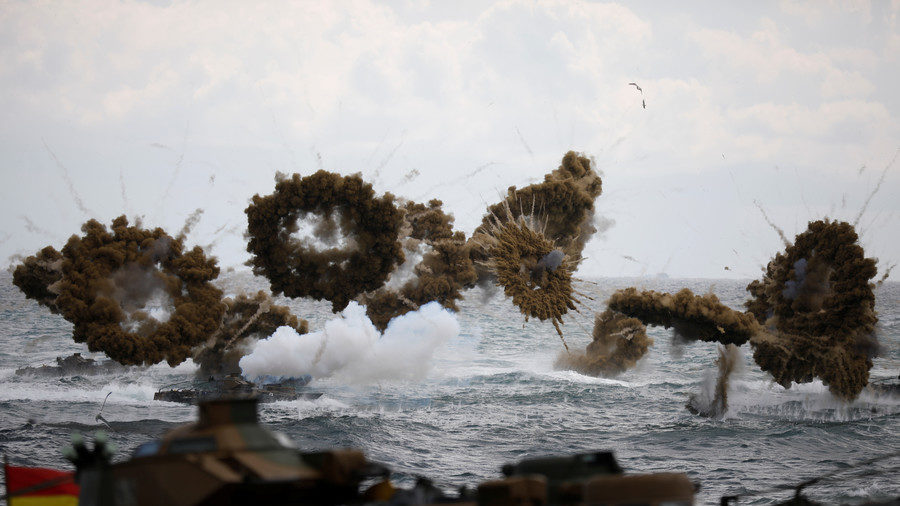 Click to enlarge South Korean fire smoke bombs