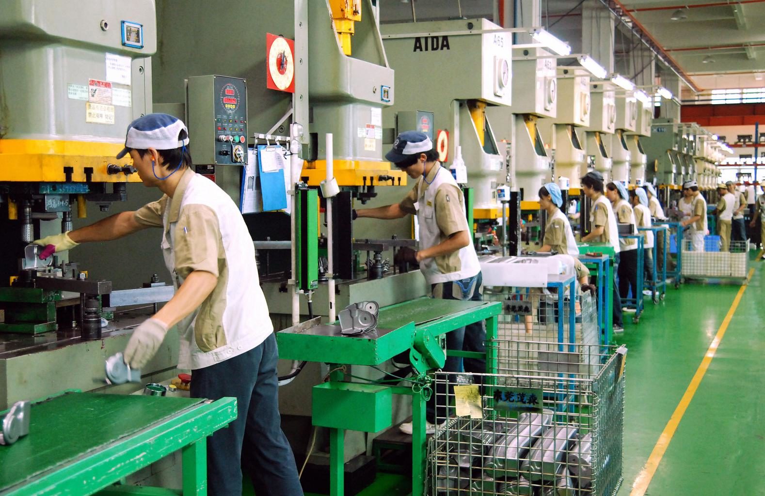Click to enlarge china factory