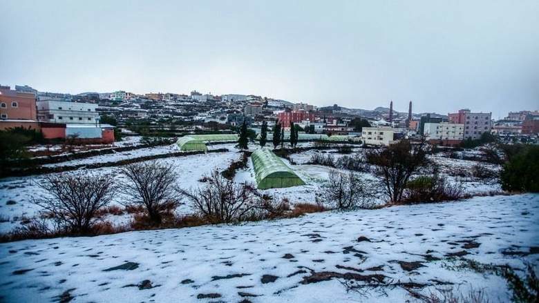 The region experienced rain and snow for six hours.