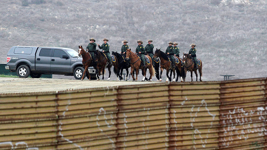 Click to enlarge US border patrol