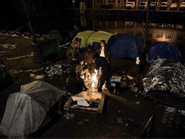 Click to enlarge refugees immgrants