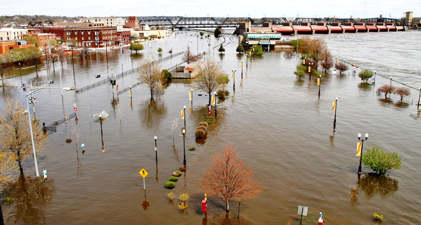 Floods along the Mississippi River in spring 2011