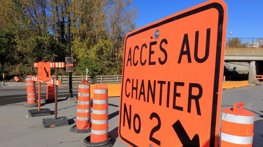 Roadblock sign