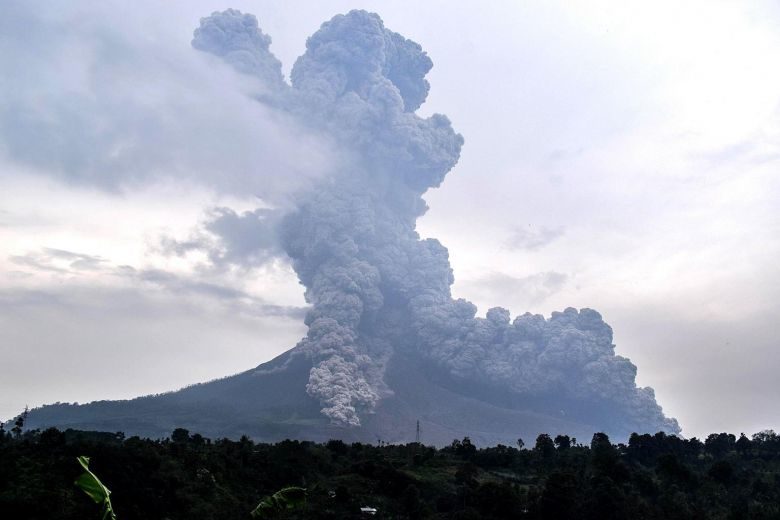 Click to enlarge Mount Sinabung eruption