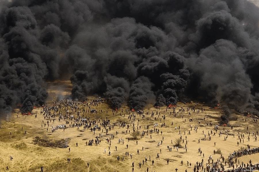 Click to enlarge israel gas gaza Land Day protest