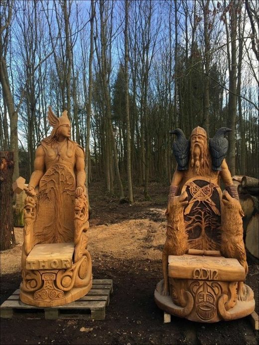 Click to enlarge Chainsaw carved Thor and Odin throne