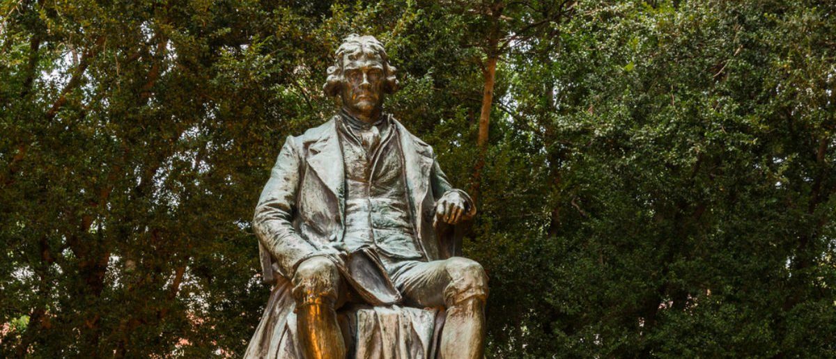 Click to enlarge Jefferson statue