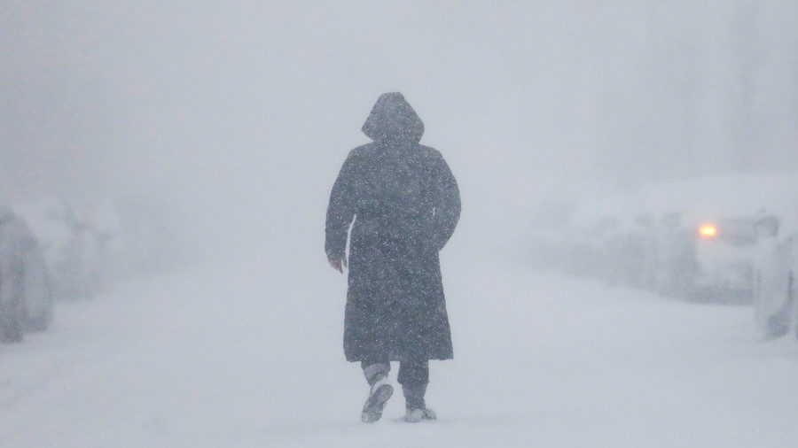 3 killed as ‘historic’ snowstorm blasts Midwest US