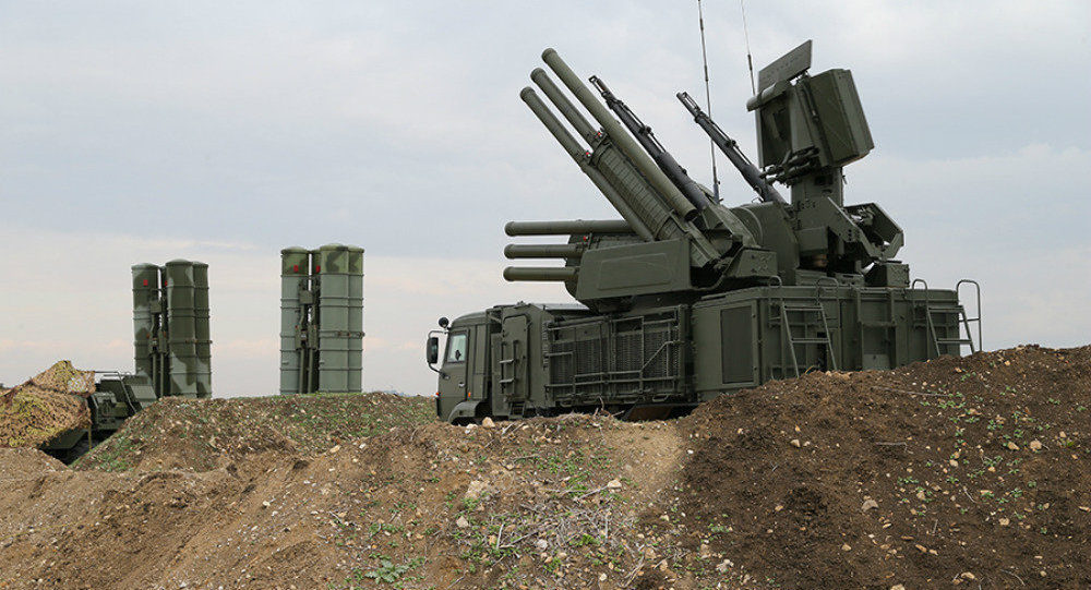 Click to enlarge The Pantsir-S1 short-to-medium range gun-missile system