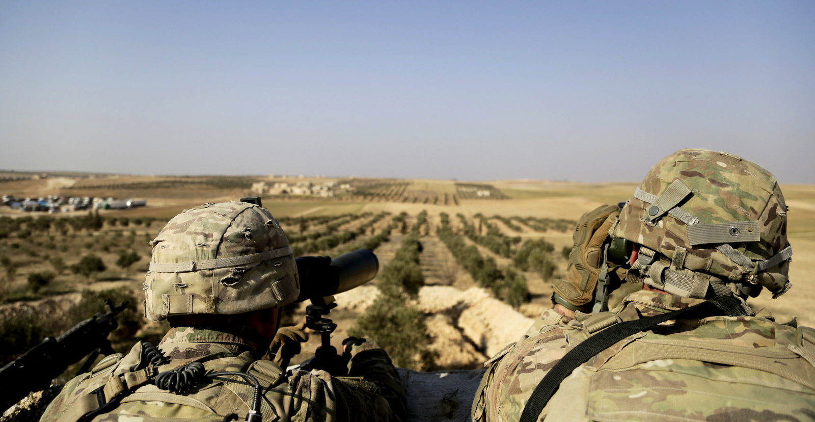 Click to enlarge US troops syria