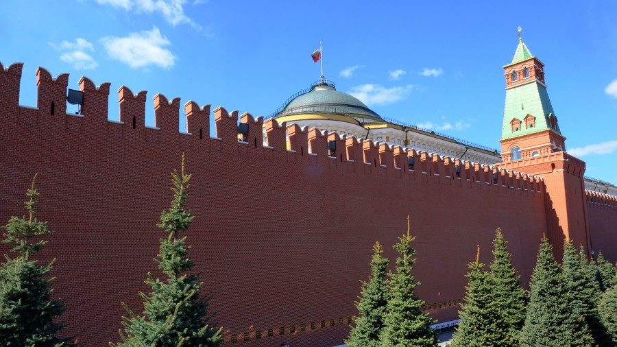 kremlin wall