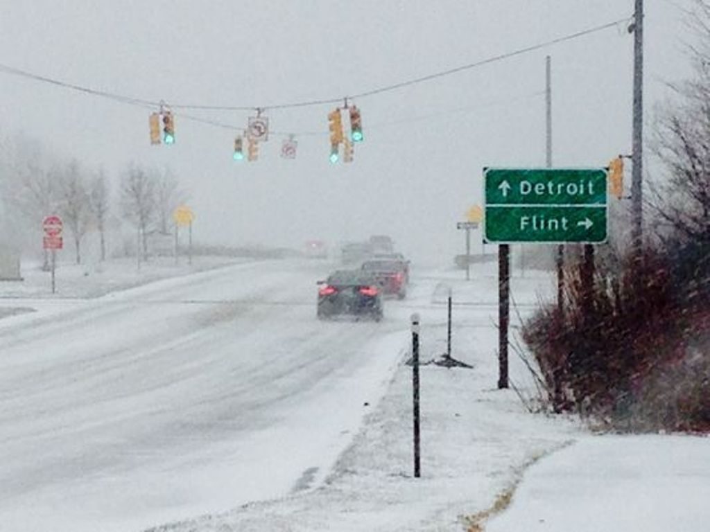 Click to enlarge Detroit snow