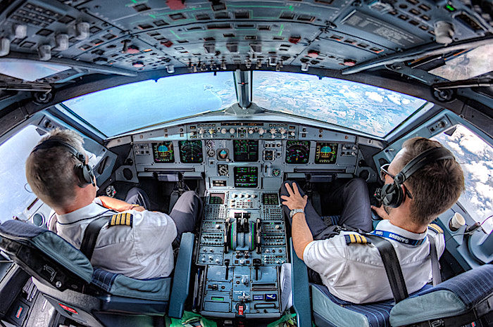 Click to enlarge pilots cockpit