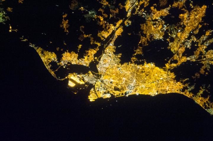 Click to enlarge Aerial image of the city of Barcelona (Spain)