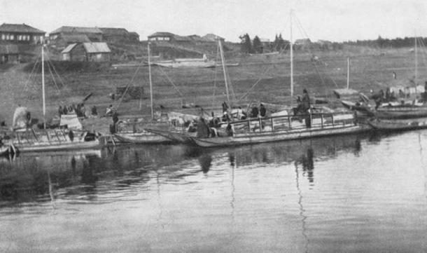 Click to enlarge Boats of the Yenisei-Ostiaks