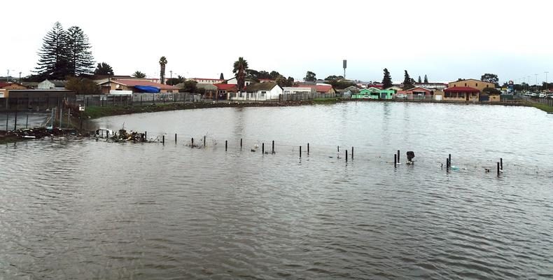 Ravensmead flooding.