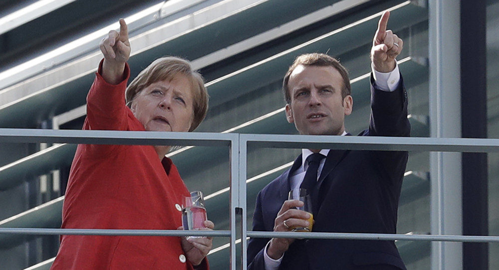 Click to enlarge merkel macron