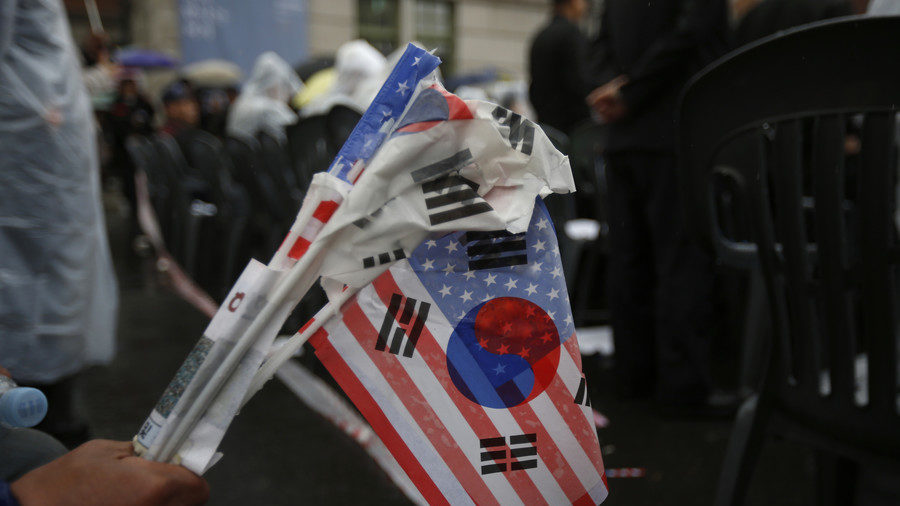 Click to enlarge Korean flags