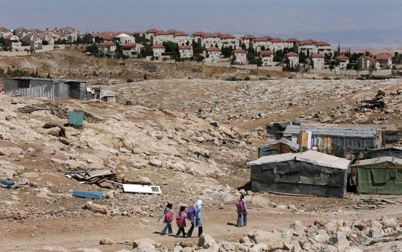 Click to enlarge demolished palestinian schools