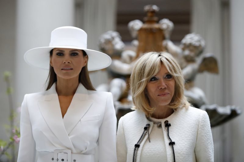 Click to enlarge brigitte macron melania trump