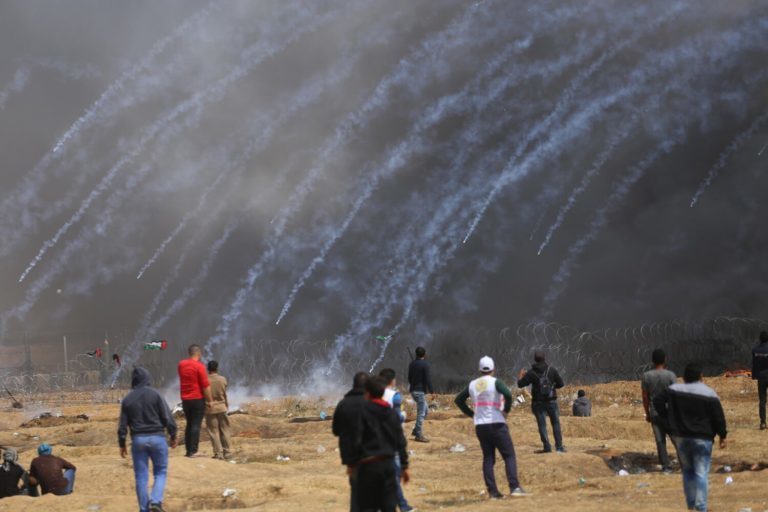 Click to enlarge tear gas gaza protest march of return land day