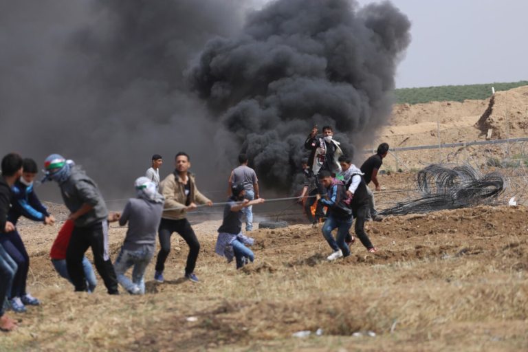 Click to enlarge gaza protest march of return land day