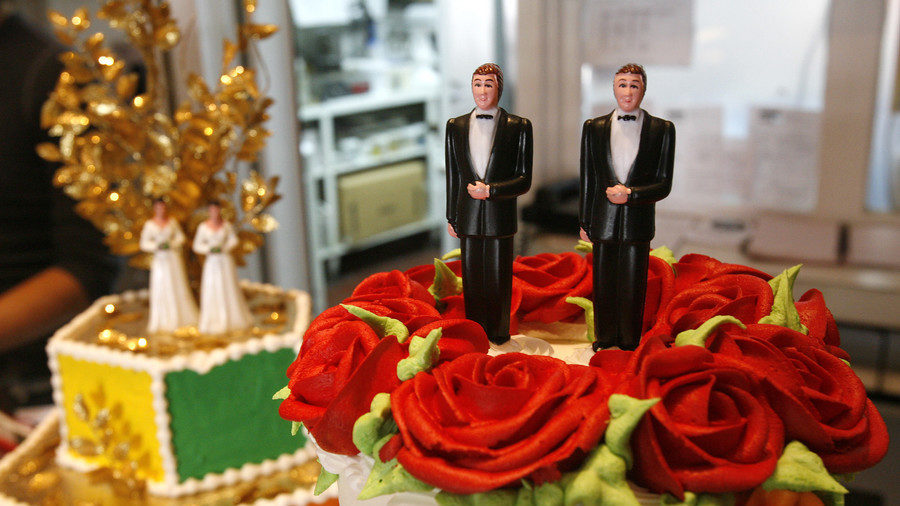 Click to enlarge same-sex marriage wedding cake