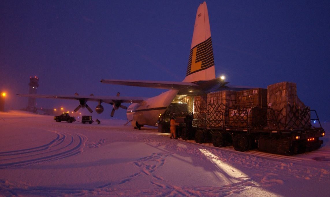 Greenland cargo jet