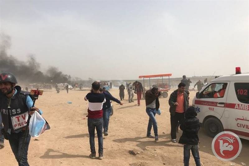 march of return gaza protest ambulance press