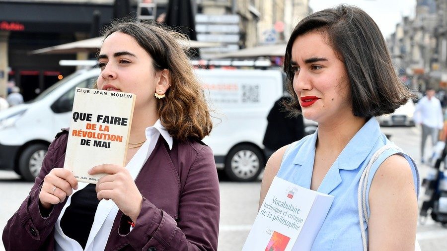 france protesters