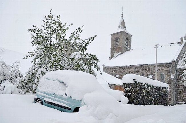 Click to enlarge snow