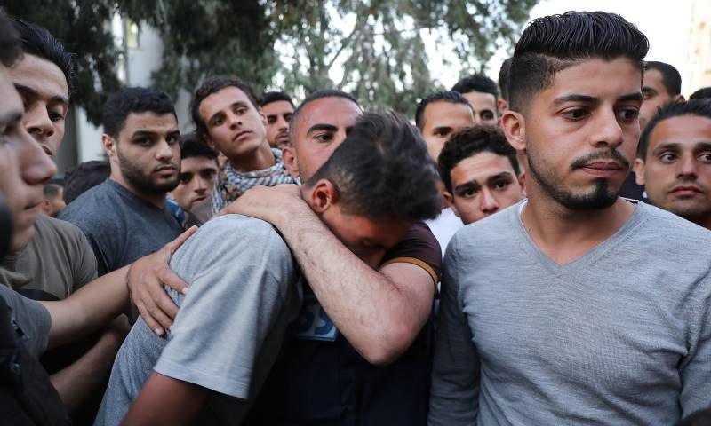 gaza teenager mourning march of return