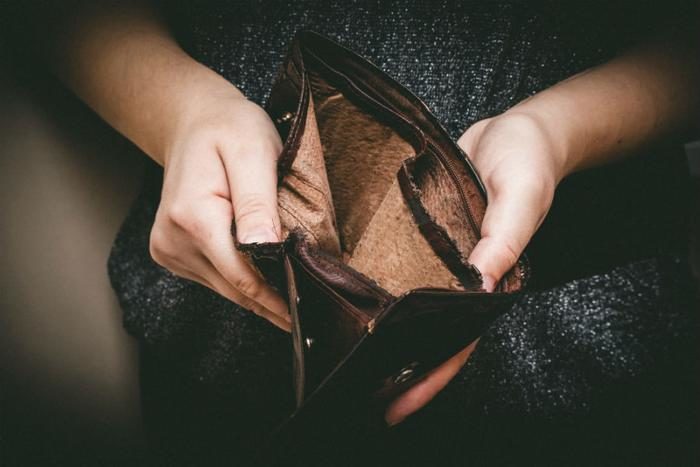 Click to enlarge empty wallet
