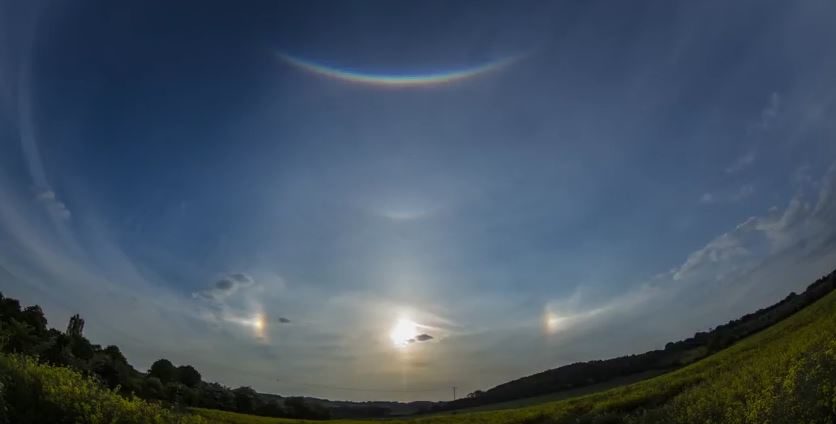 Click to enlarge Sun dogs over Derbyshire