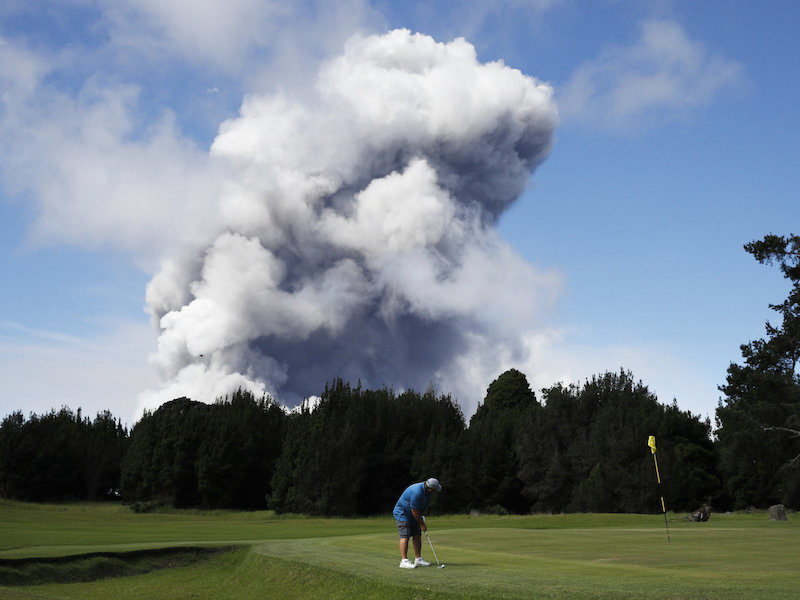 Click to enlarge Ash plume Kilauea