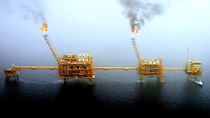 Iranian oil platforms