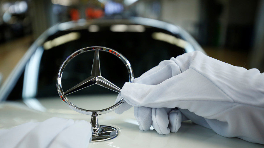 Click to enlarge mercedes-Benz symbol