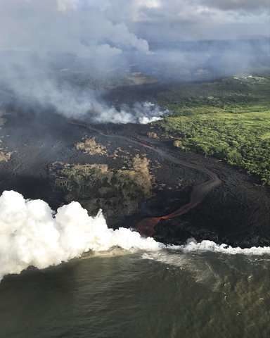 Click to enlarge Satellite Image Hawaii