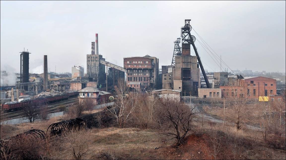 Click to enlarge Ukrainian shelling of Gorlovka, Donbass