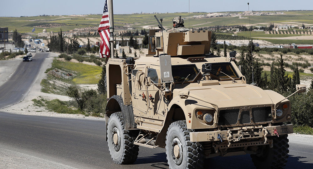 US Soldier in Manbij