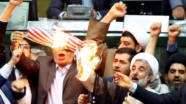 Click to enlarge iran government fire flag us