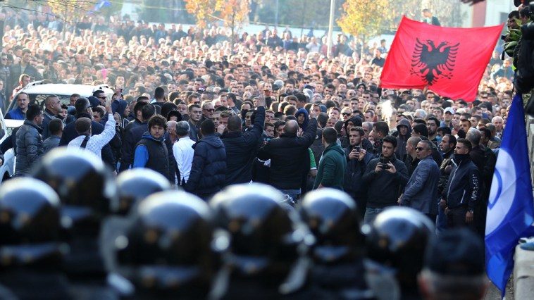 Click to enlarge albania protest edi rama