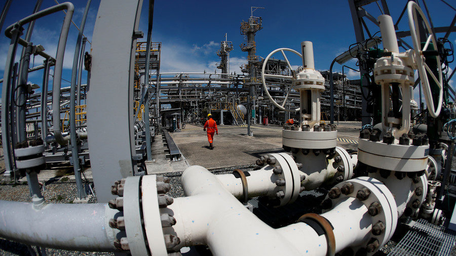 oil rig