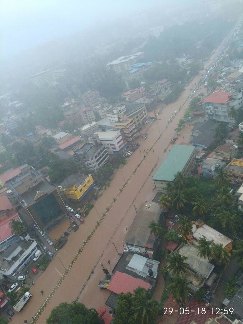 Click to enlarge Flooding in Mangaluru (Mangalore), India, 29 May 2018.