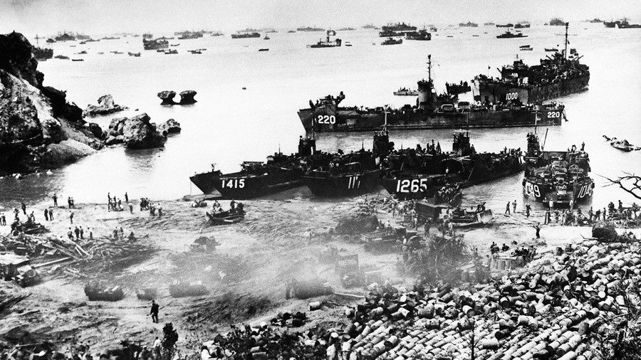 1945 of US warships in Okinawa